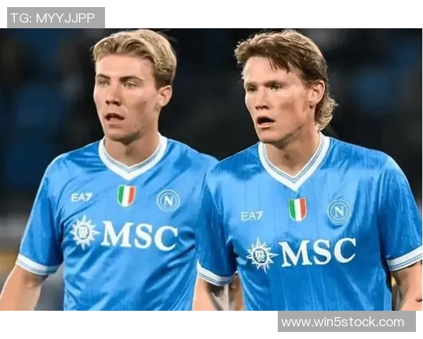 前曼联助教批评麦克托米奈转会决策称低价出售是重大失误 前曼联助教批评麦克托米奈转会决策称低价出售是重大失误